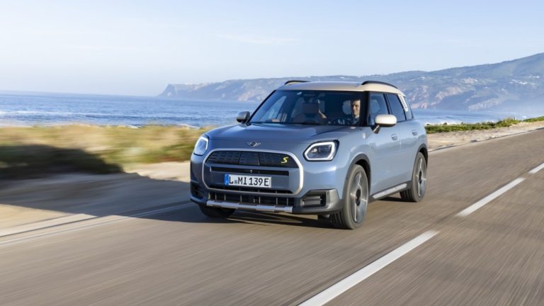 All4 Electricity Improves MINI Countryman SE 2025 First Test
